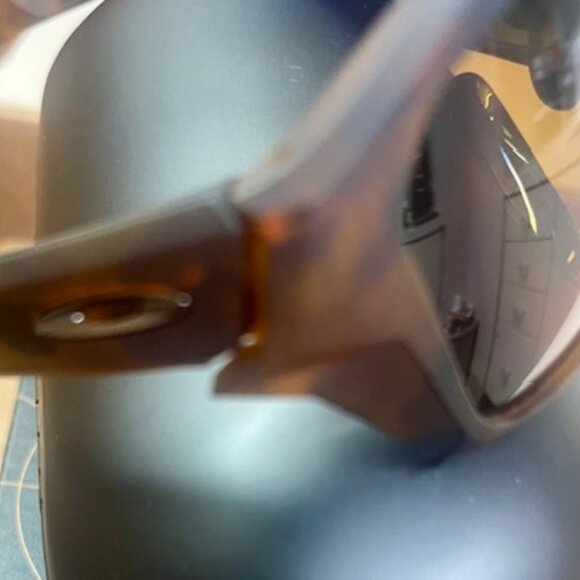 NEW OAKLEY PRIZM POLARIZED "SPLIT SHOT" SUNGLASSES - Picture 3 of 10